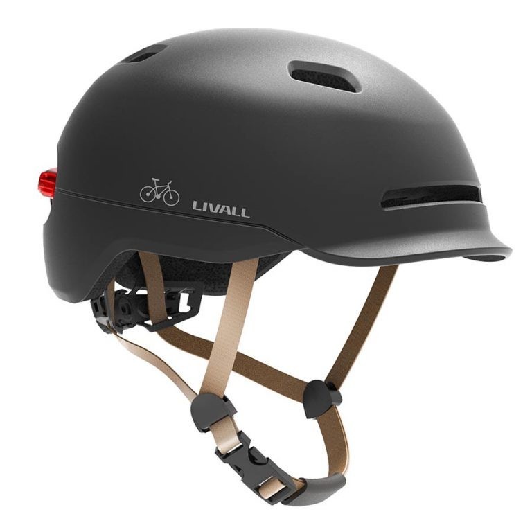 Livall Helm C20 with flasher