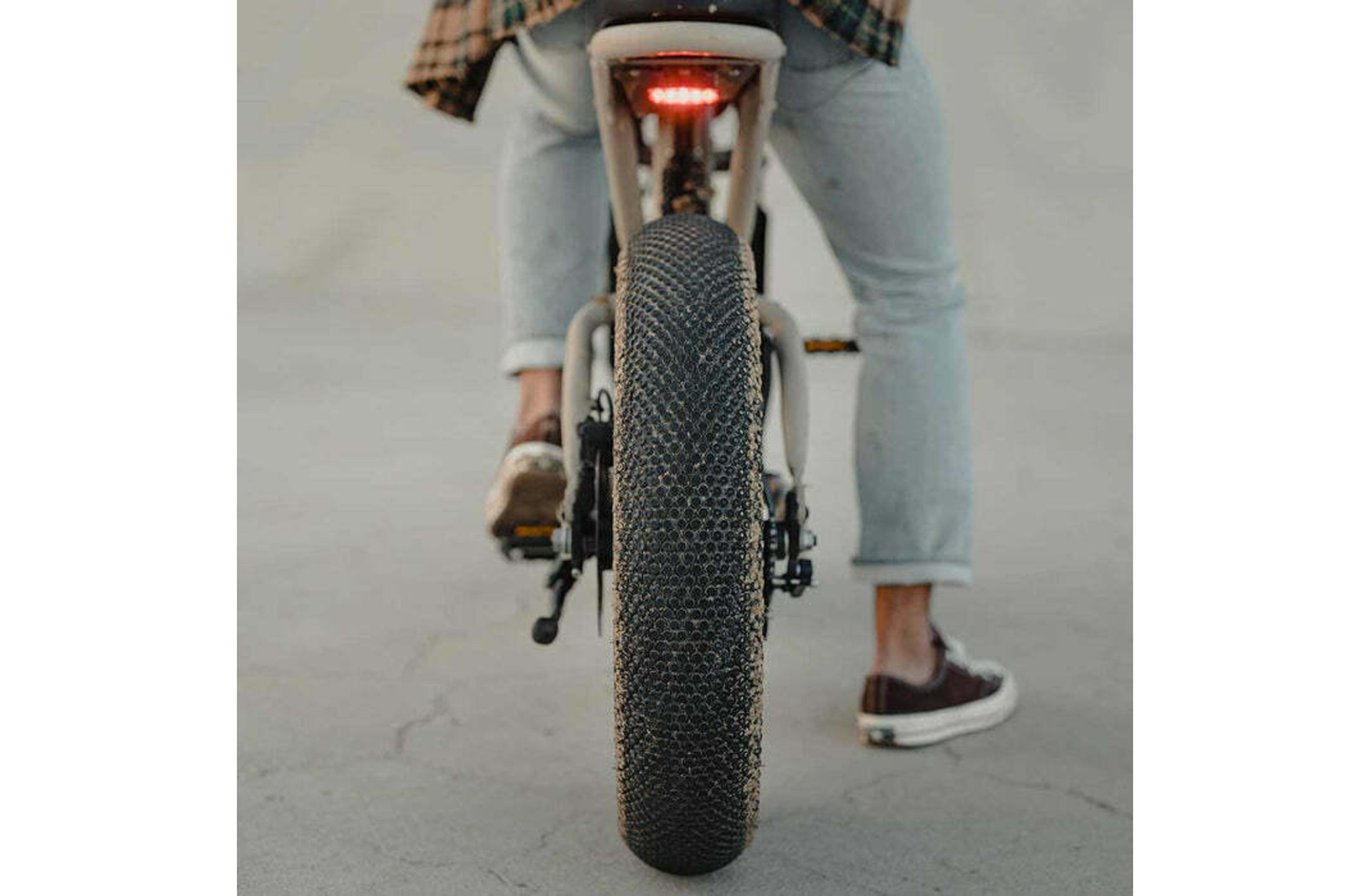 Super73 Maxxis Supersucker Tire 20"